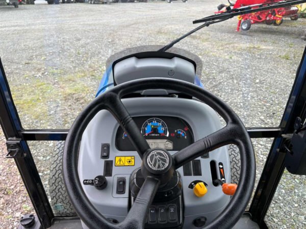 New Holland Boomer 50 – Compact Yet Capable 50 HP Utility Tractor