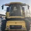 2004 New Holland CR 980 – Twin Rotor® High-Capacity Combine for Demanding Harvests