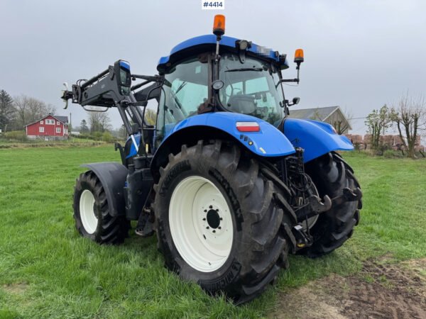 2015 New Holland T7.185 Auto Command – Smooth CVT 4WD Power Loader-Ready Versatility