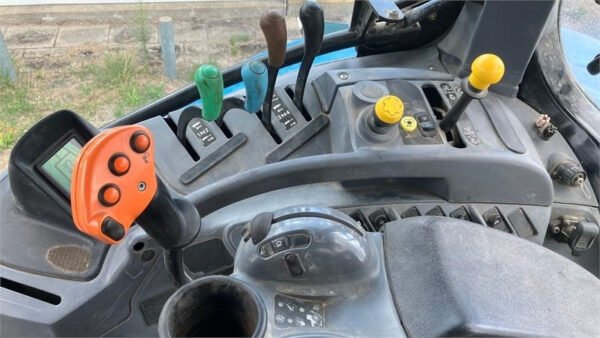 2007 New Holland T7030 – Rugged 156 HP 4WD Tractor Built for Versatility