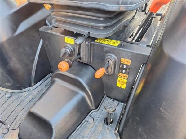 2022 Solis H26 HST – Agile 26 HP Hydrostatic Compact 4WD Tractor.