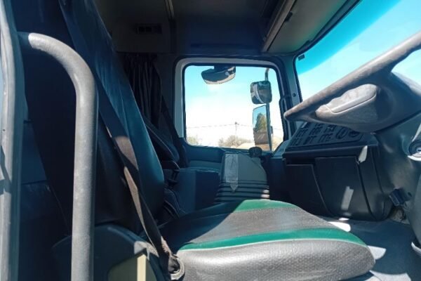 2003 Mercedes-Benz Actros 3331 Garbage Truck – Efficient Waste Collection