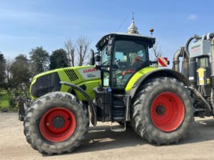 2020 CLAAS Axion 830 – High-Performance Tractor for Demanding Field PTO Work