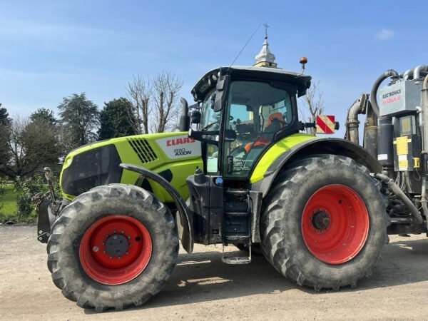 2020 CLAAS Axion 830 – High-Performance Tractor for Demanding Field PTO Work