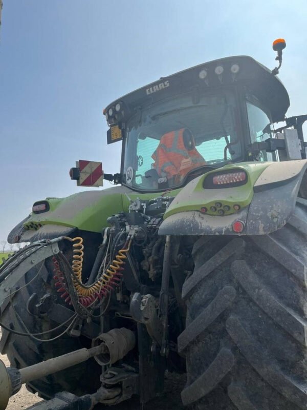 2020 CLAAS Axion 830 – High-Performance Tractor for Demanding Field PTO Work