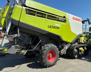 2015 CLAAS LEXION 760 TT – Powerful Terra Trac Combine Built for Stability Performance