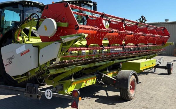 2015 CLAAS LEXION 760 TT – Powerful Terra Trac Combine Built for Stability Performance