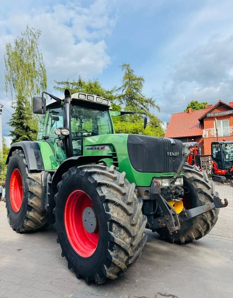 2005 Fendt 926 Vario – Potent CVT Power for Demanding Agriculture