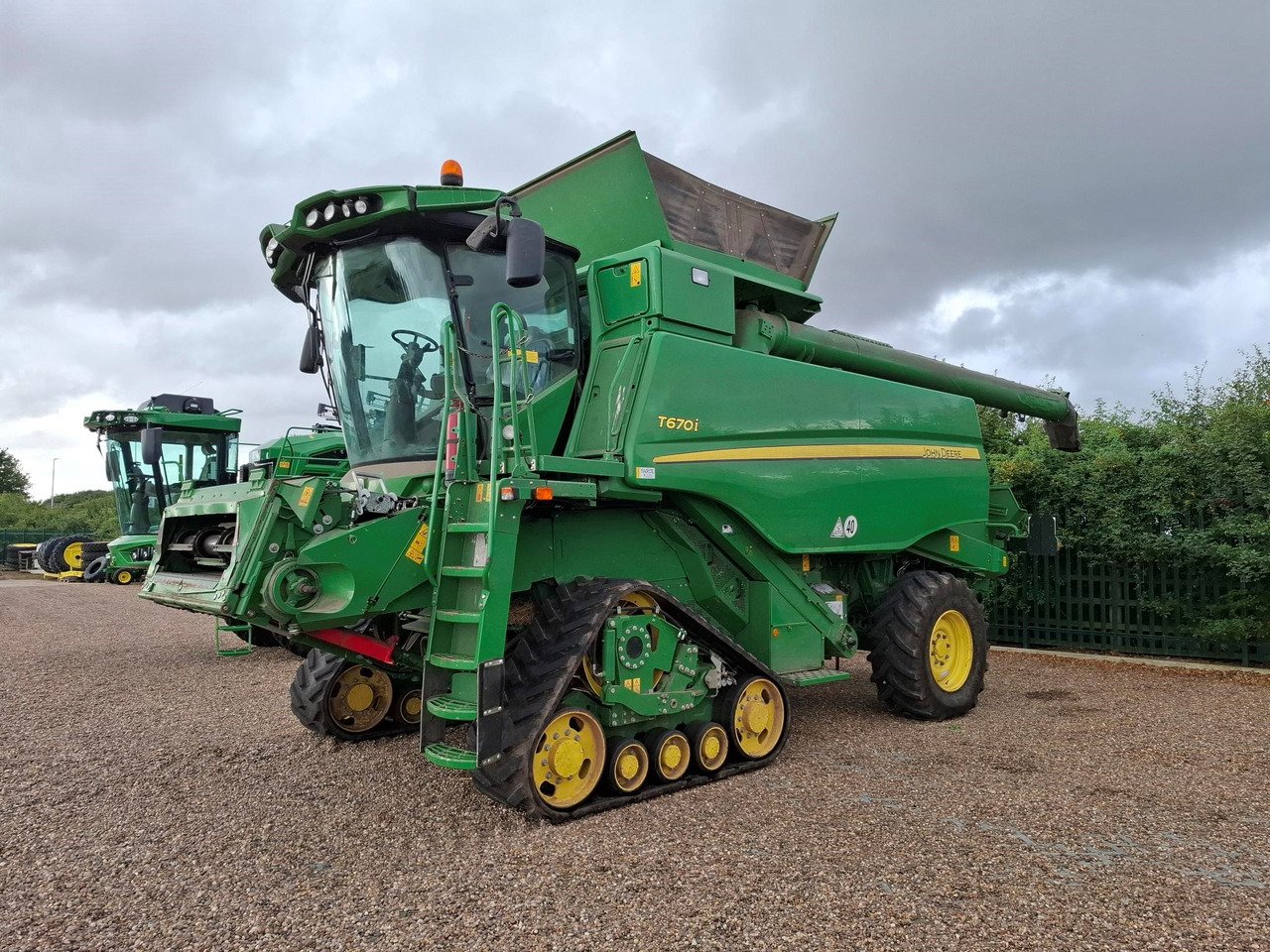 2017 John Deere T670i – High-Capacity T-Series Combine for Demanding Harvests