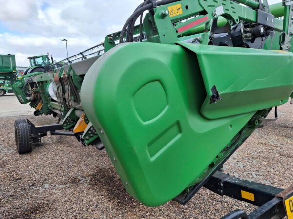 2017 John Deere T670i – High-Capacity T-Series Combine for Demanding Harvests