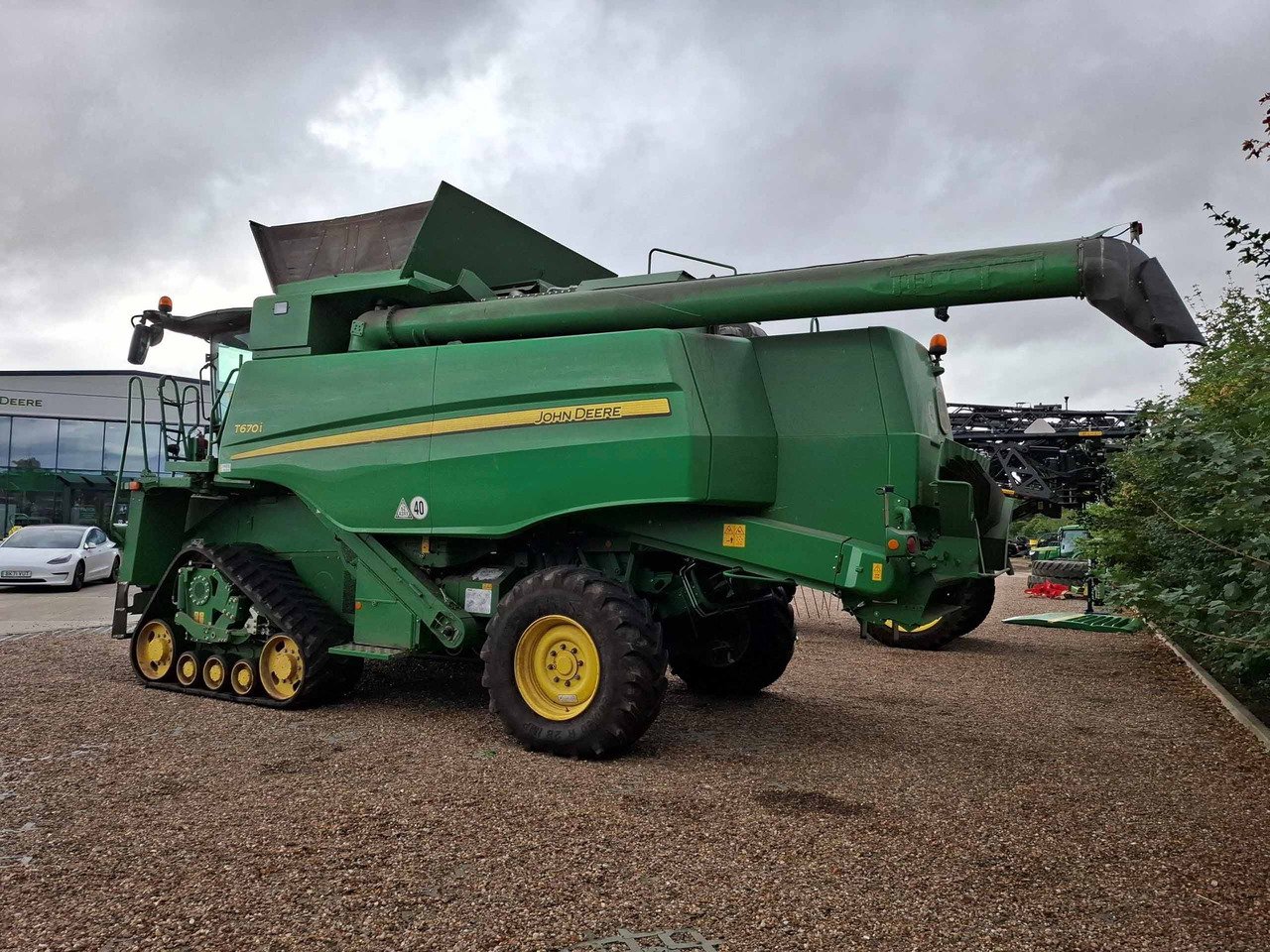 2017 John Deere T670i – High-Capacity T-Series Combine for Demanding Harvests