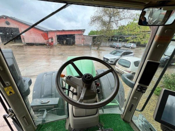 2015 John Deere 7230R – 230 Rated HP, Peak ~253 HP, Built for Tough Jobs