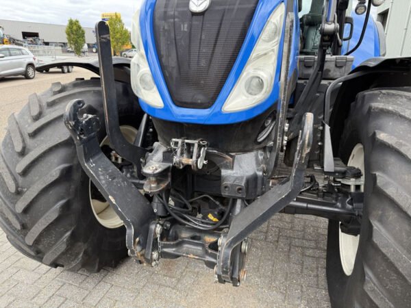 2016 New Holland T6.175 AC T4B – Power & Performance in the 175-Horsepower Class