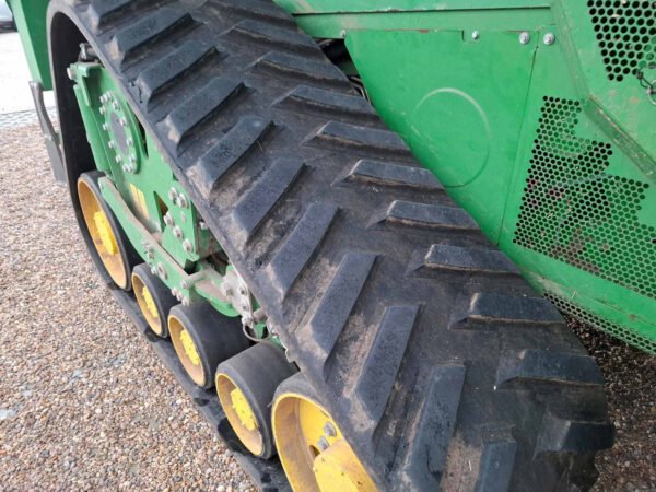 2017 John Deere T670i – High-Capacity T-Series Combine for Demanding Harvests