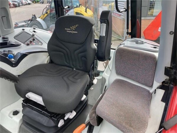 2004 Massey Ferguson 6480 Dyna-4 – Reliable Power Versatility in the 145-HP Class