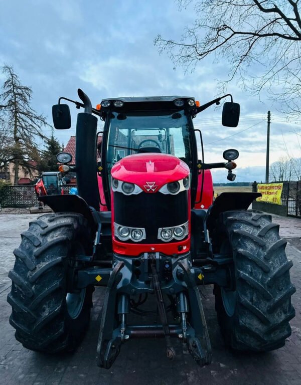 Massey Ferguson 7614 Dyna-4 – Strong Performance for Row-Crop Transport Work