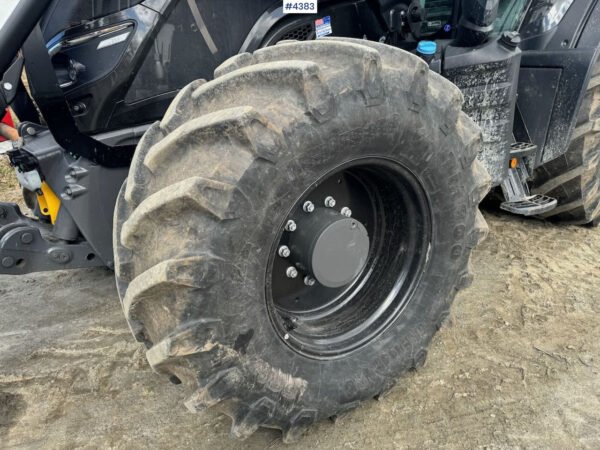 2021 Valtra T234 Versu – Premium 253 HP 4WD with Quicke Q7 Loader
