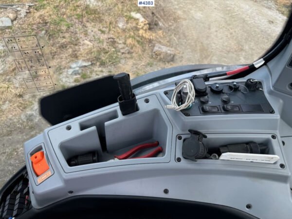 2021 Valtra T234 Versu – Premium 253 HP 4WD with Quicke Q7 Loader