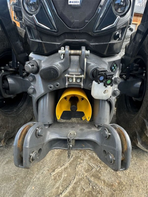 2021 Valtra T234 Versu – Premium 253 HP 4WD with Quicke Q7 Loader