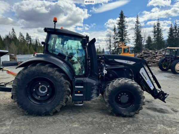 2021 Valtra T234 Versu – Premium 253 HP 4WD with Quicke Q7 Loader