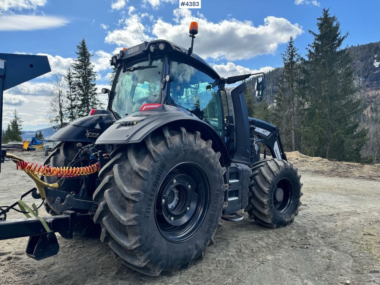 2021 Valtra T234 Versu – Premium 253 HP 4WD with Quicke Q7 Loader