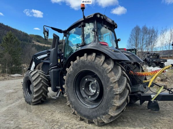 2021 Valtra T234 Versu – Premium 253 HP 4WD with Quicke Q7 Loader