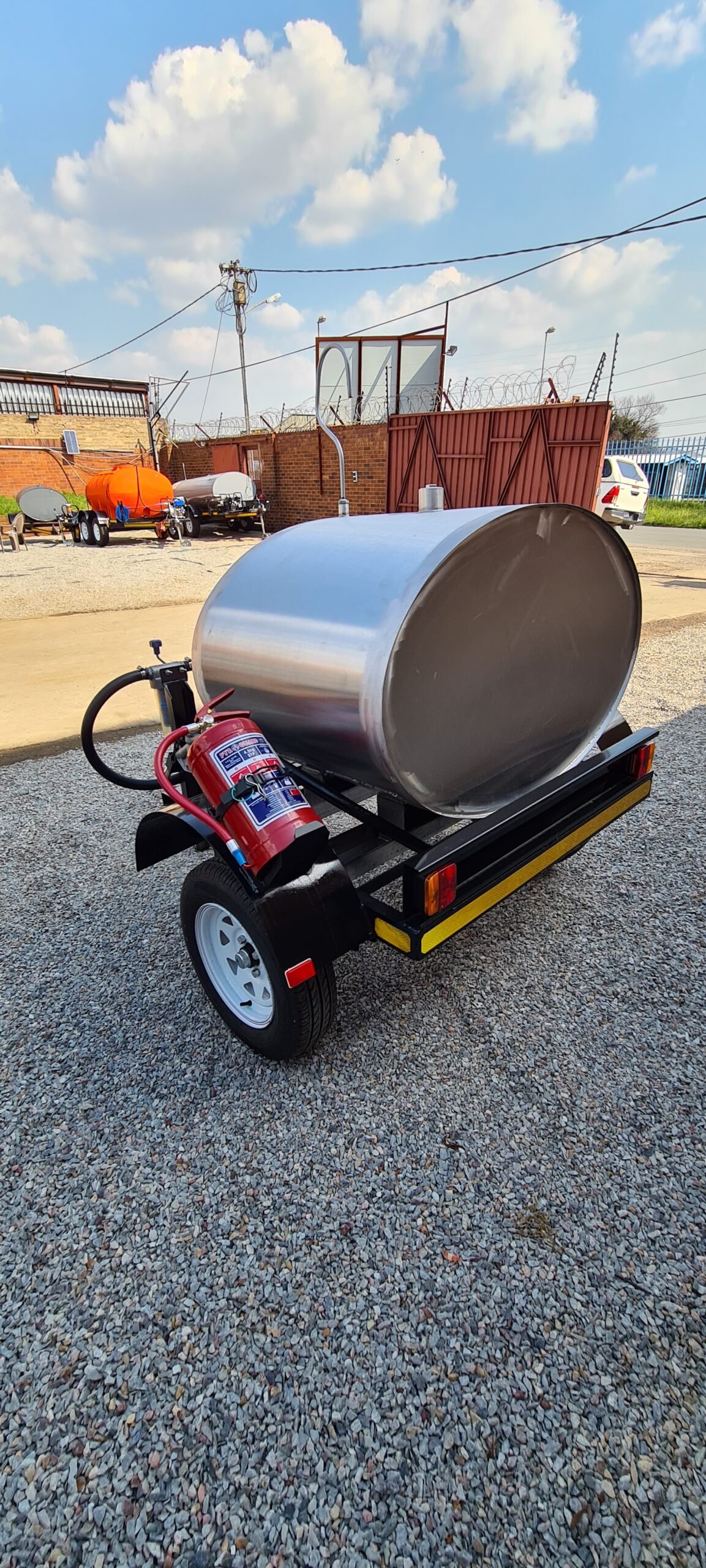 500 L Diesel Bowser Trailer – 50 LPM, 12 V Horizontal Tank, Unbraked (Bowser), Manufacture Through Order.