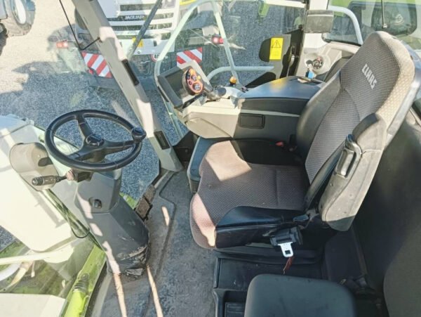 2012 CLAAS Jaguar 960 – Powerful Precise Forage Harvesting Capability