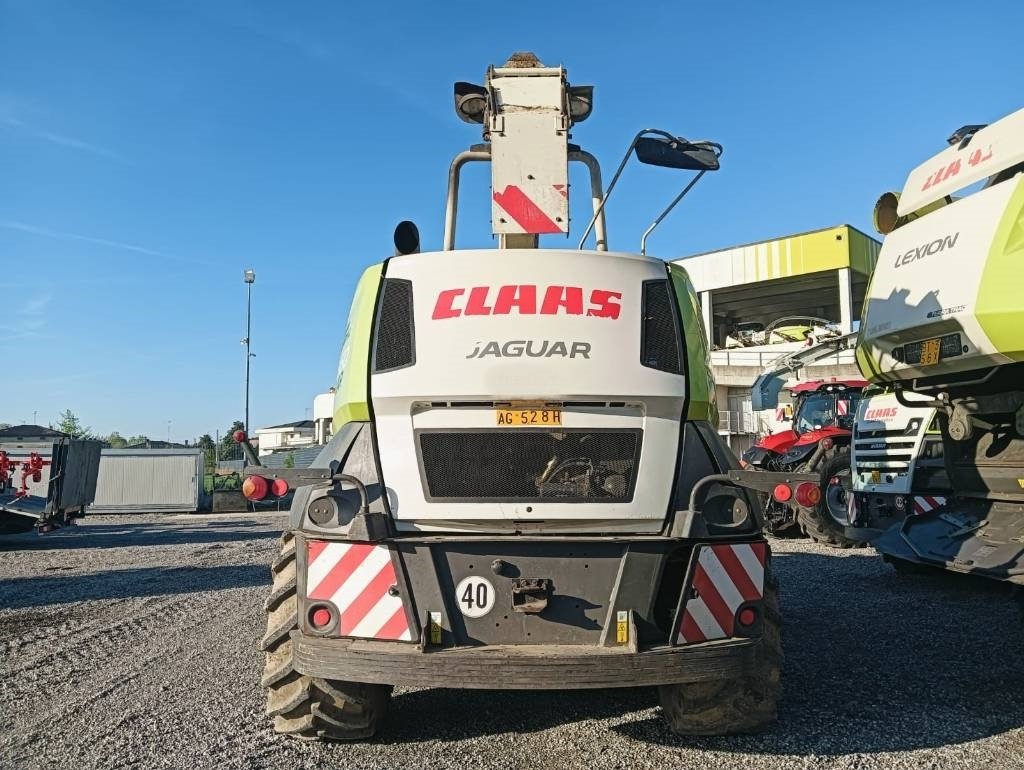 2012 CLAAS Jaguar 960 – Powerful Precise Forage Harvesting Capability