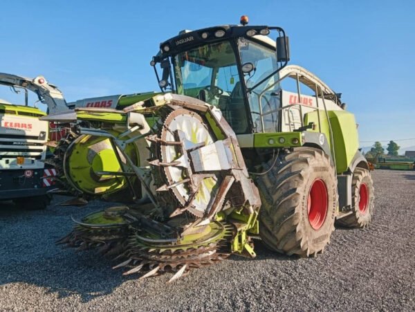 2012 CLAAS Jaguar 960 – Powerful Precise Forage Harvesting Capability