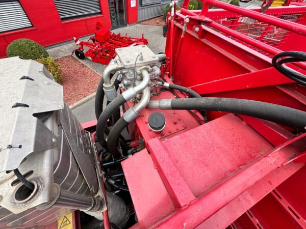 2017 HOLMER T4-40 Terra Dos – Advanced Multi-Row Harvester for Sugar Beet Root Crops