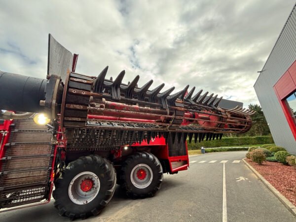 2017 HOLMER T4-40 Terra Dos – Advanced Multi-Row Harvester for Sugar Beet Root Crops