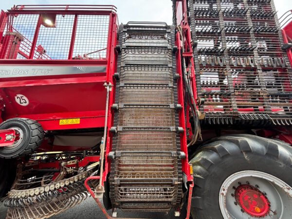 2017 HOLMER T4-40 Terra Dos – Advanced Multi-Row Harvester for Sugar Beet Root Crops