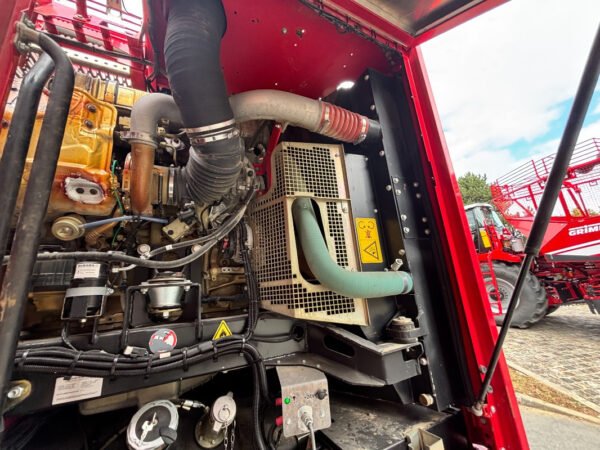 2017 HOLMER T4-40 Terra Dos – Advanced Multi-Row Harvester for Sugar Beet Root Crops