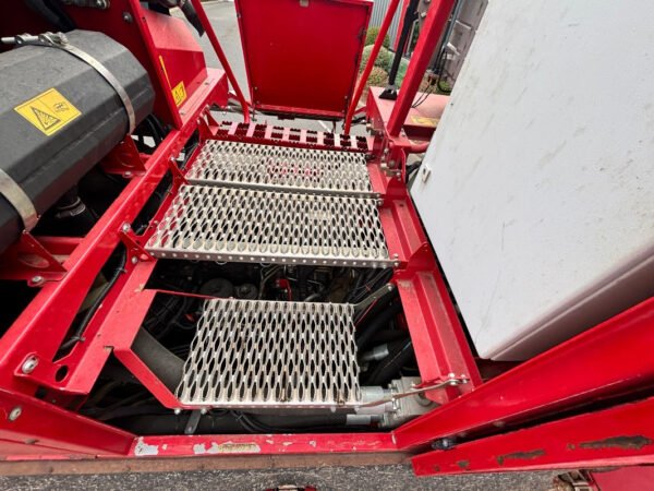 2017 HOLMER T4-40 Terra Dos – Advanced Multi-Row Harvester for Sugar Beet Root Crops