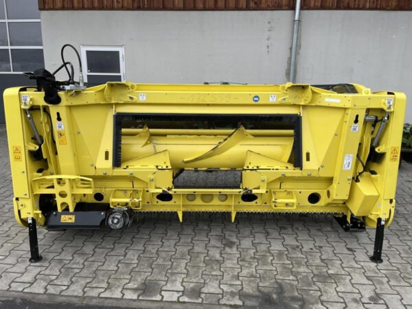 2018 John Deere 8300i + 910 BH – Power, Versatility Precision Harvesting