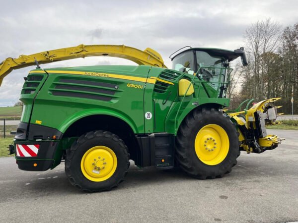 2018 John Deere 8300i + 910 BH – Power, Versatility Precision Harvesting