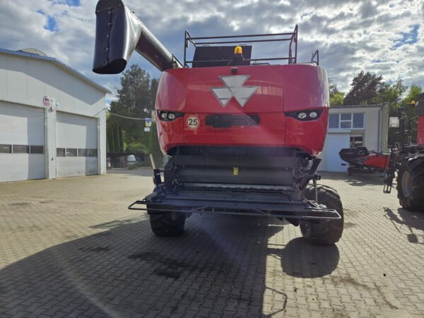 2015 Massey Ferguson Delta 9380 – High Capacity Hybrid Combine with Advanced Crop Flow