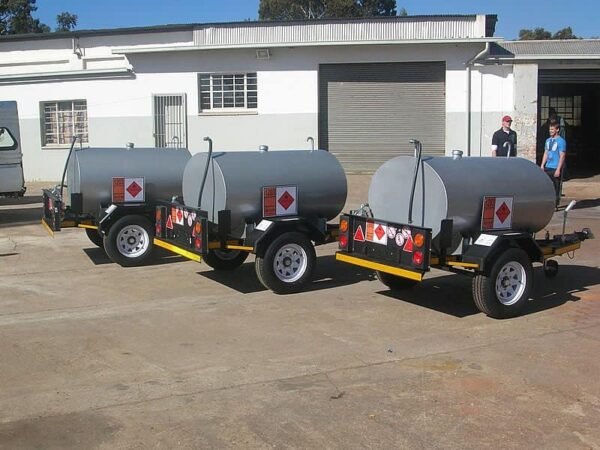 1000 L Diesel Bowser Trailer — 40 LPM 12 V, Horizontal Tank, Braked