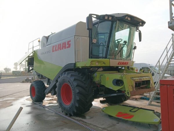 2007 CLAAS LEXION 570 – Balanced APS Combine Built for Durability Productivity