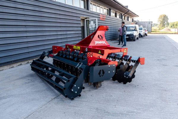 Janpol Disc Harrow 2.7 m – 560 mm Discs with Packer Roller