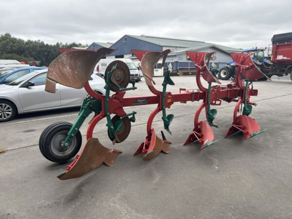 2023 Kverneland 150B Variomat Mounted Reversible Plough