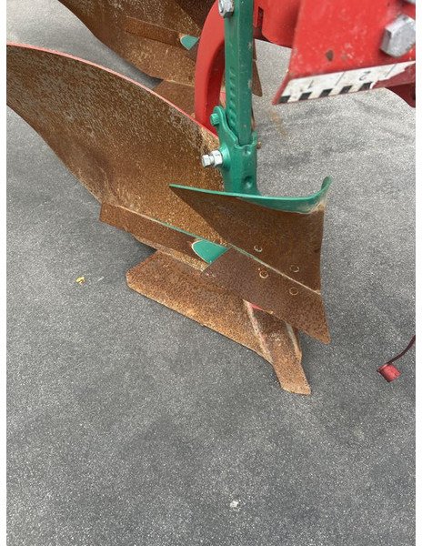 2023 Kverneland 150B Variomat Mounted Reversible Plough