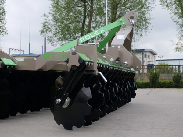 ROLEX 3 m Disc Harrow (Scheibenegge) – Robust Soil Cultivation Tool