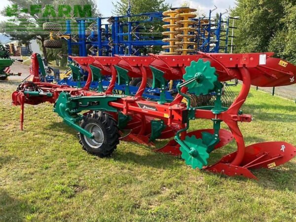 Kverneland Variomat Mounted Reversible Plough
