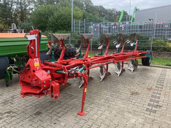 2023 Kverneland 3300 S Variomat – Adjustable 4–6 Furrow Mounted Reversible Plough