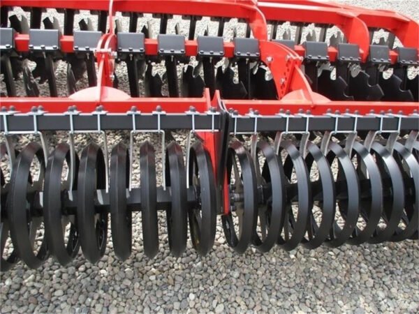 Dexwal Mamut 4 m Disc Harrow – 560 mm Discs with V-Ring Roller
