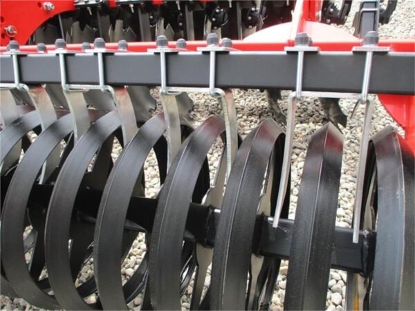 Dexwal Mamut 4 m Disc Harrow – 560 mm Discs with V-Ring Roller