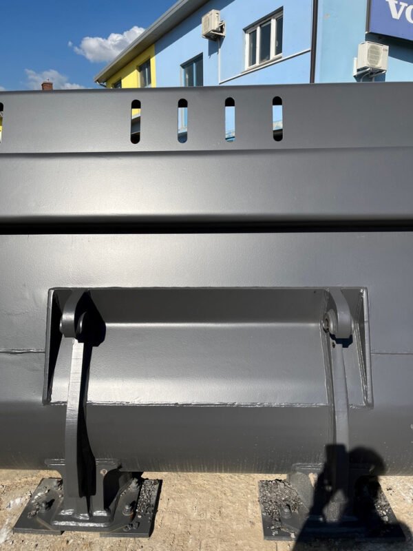 Balavto Loader Bucket – 3000 mm Heavy-Duty Loader Attachment