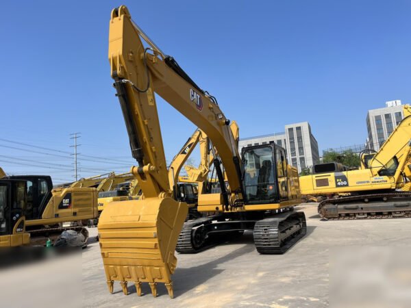 Caterpillar 323 Crawler Excavator – Heavy-Duty Construction Machine 2022